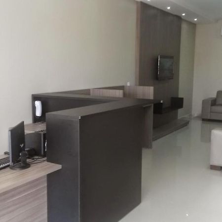 Topázio Park Hotel Afranio Esterno foto